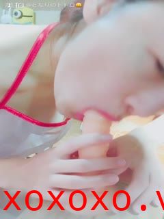 美女自拍福利穿着情趣肚兜给道具JB口再道具自慰很是诱惑}
