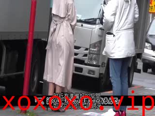 (中字)魔镜号美熟女vs小鲜肉帅哥痉挛絶顶中出搭讪in池袋西口百货店前}